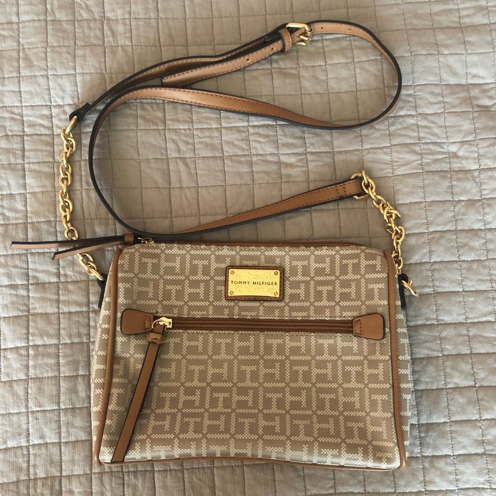 Shoulder bag